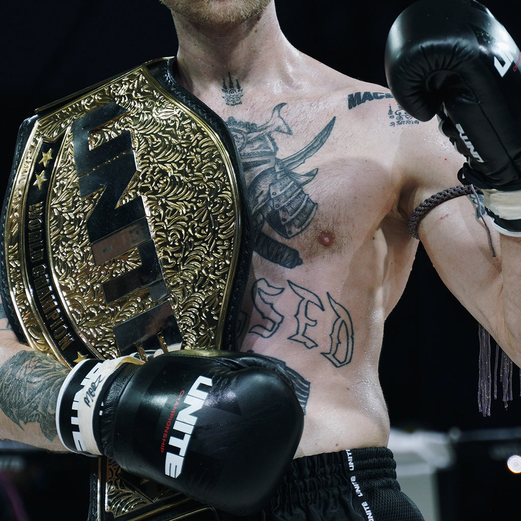 UNITE Championship - Premium Boxing Gloves - Laces